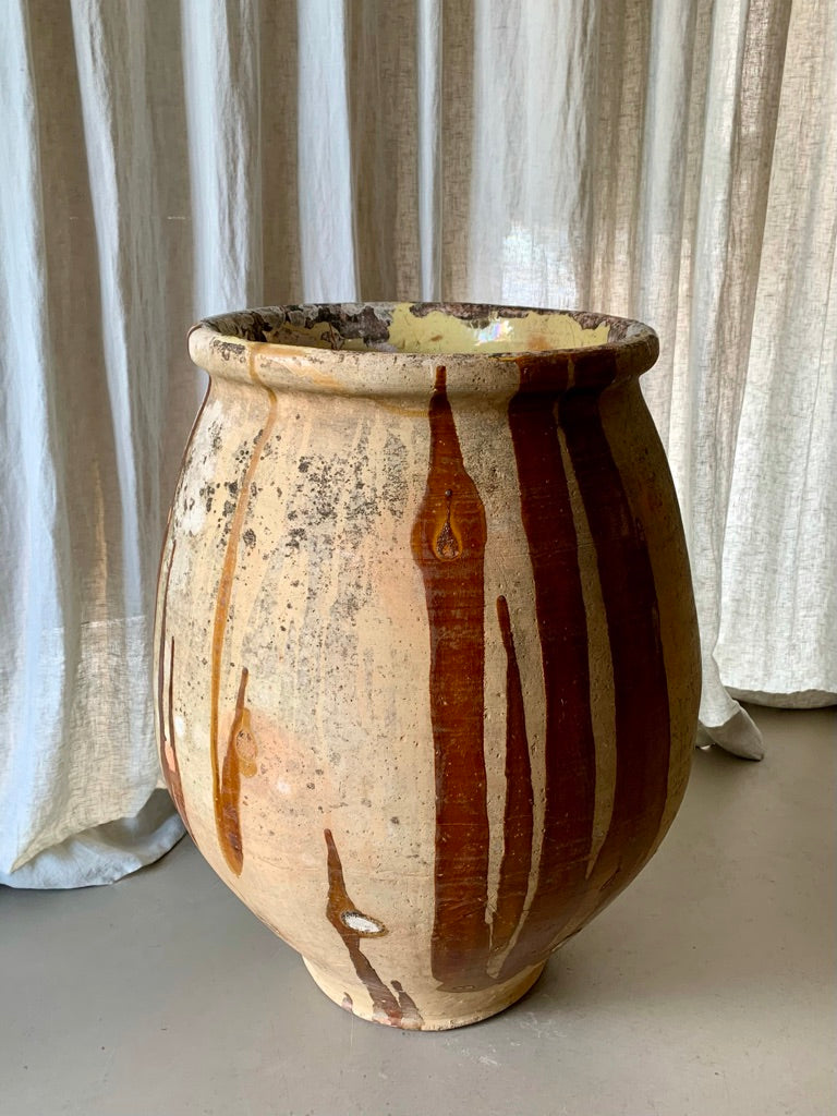 Castelnaudry Olive Jar