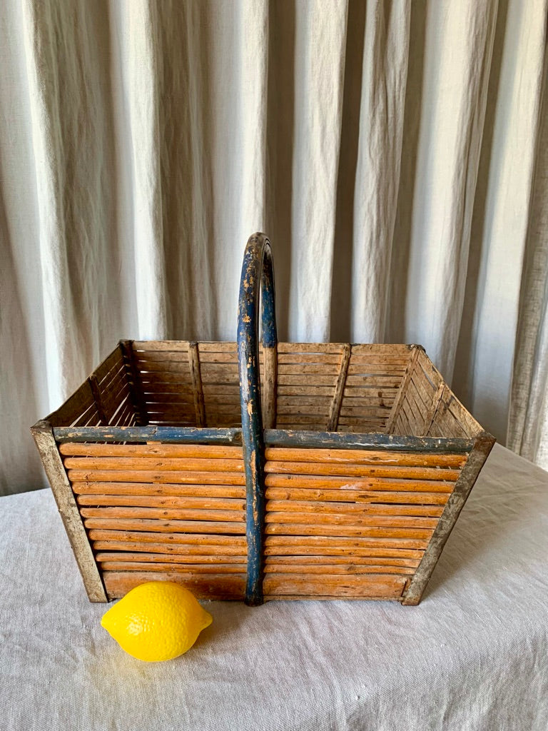 Art Populaire - Wooden Basket