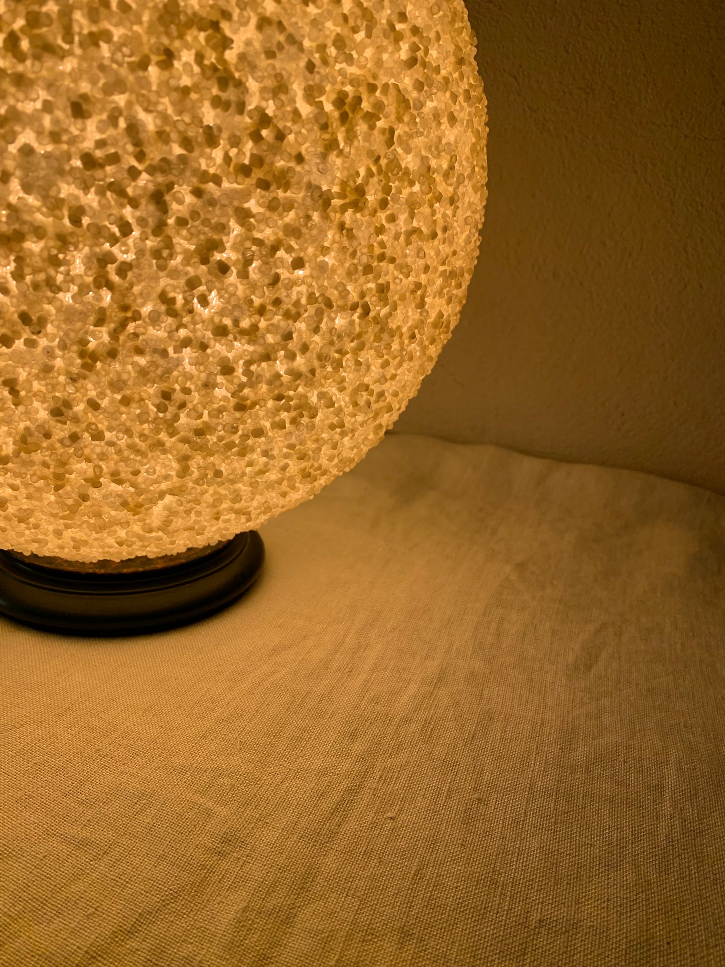Round Resin Lamp