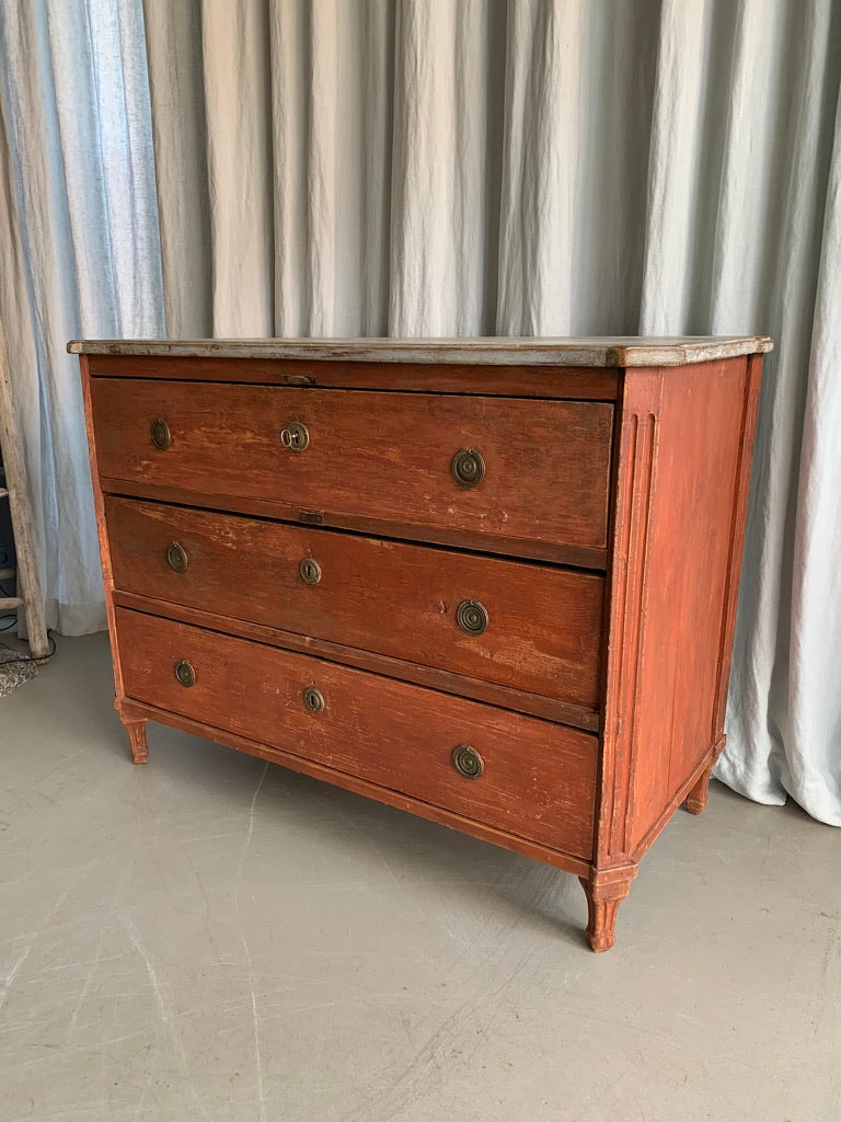 Chest of Drawers 18th Century