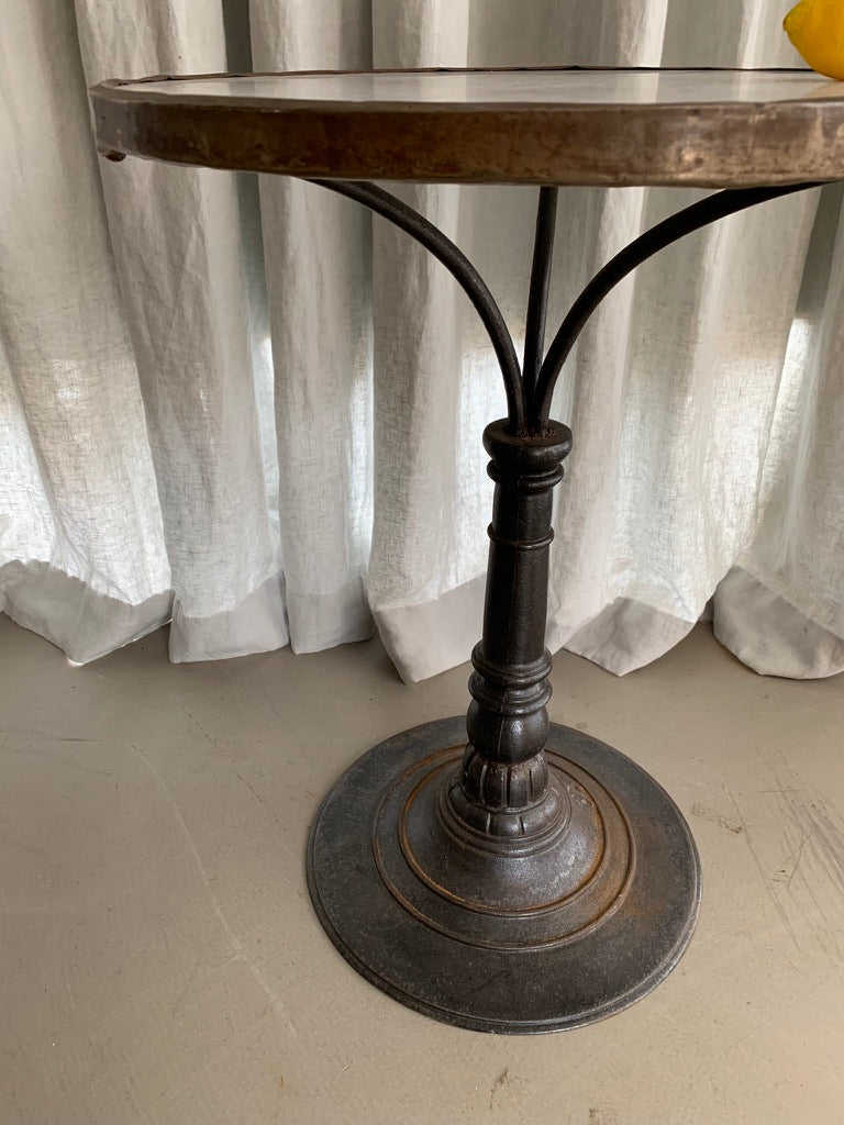 Café Table