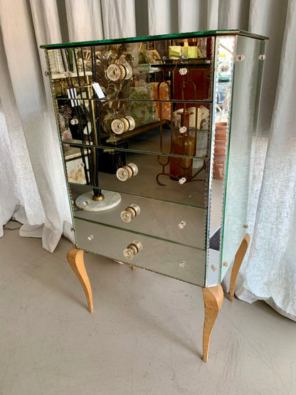 Mirror Dresser - Commode