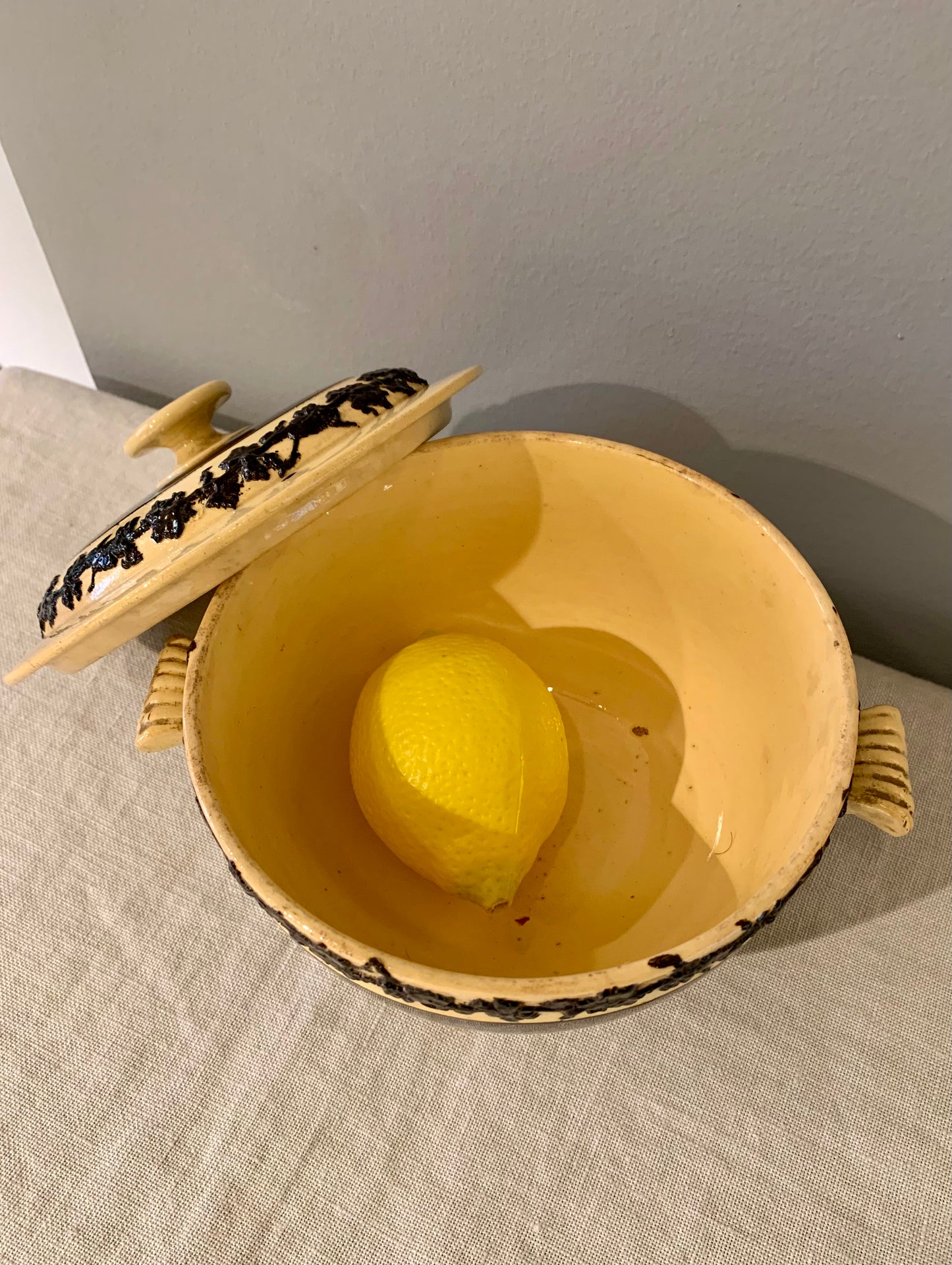 Earthenware Bowl with Lid