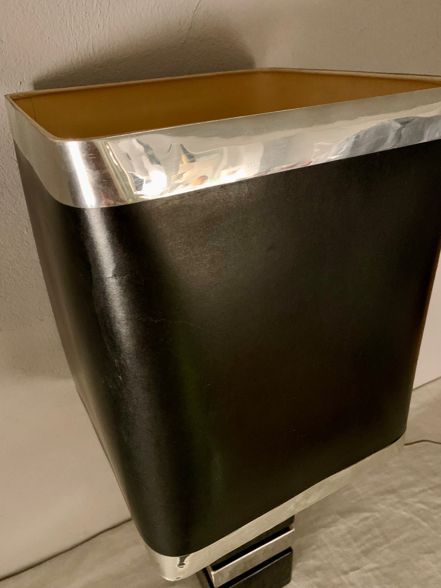 French Vintage Black/Silver Table Lamp