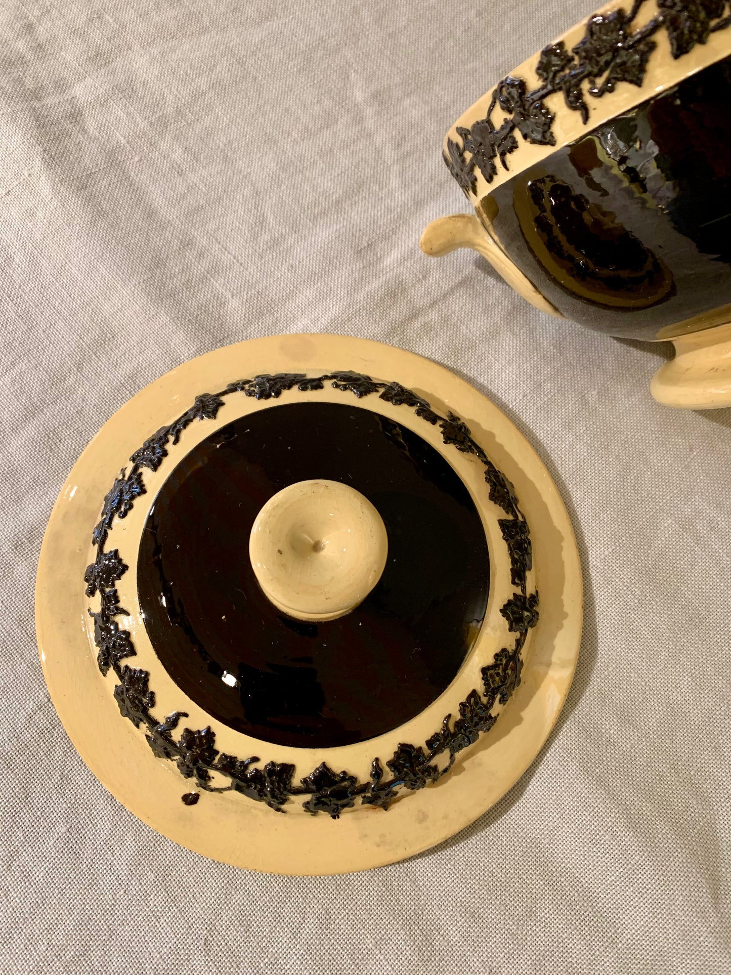 Earthenware Bowl with Lid