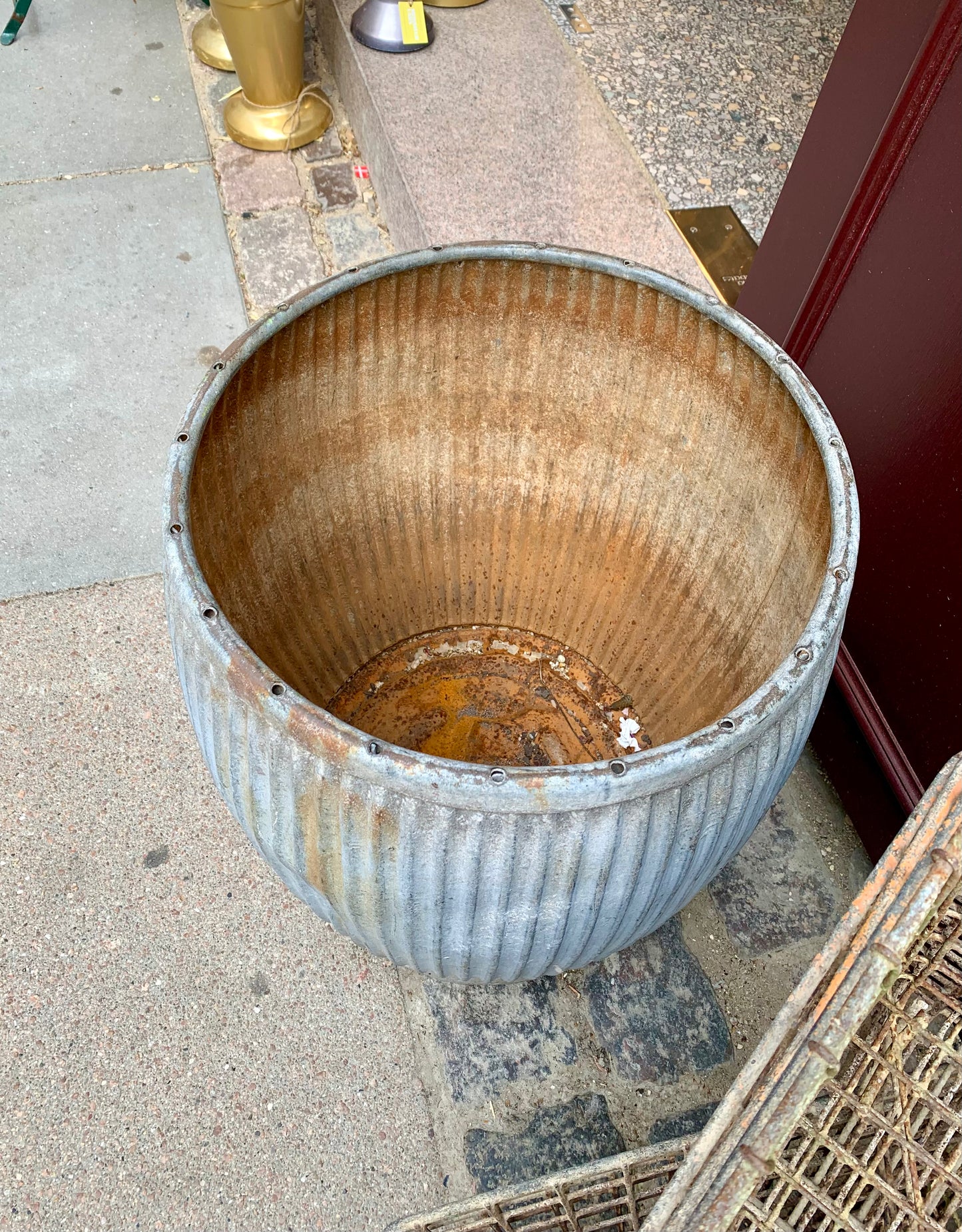 Zinc Planter - Dolly Tub