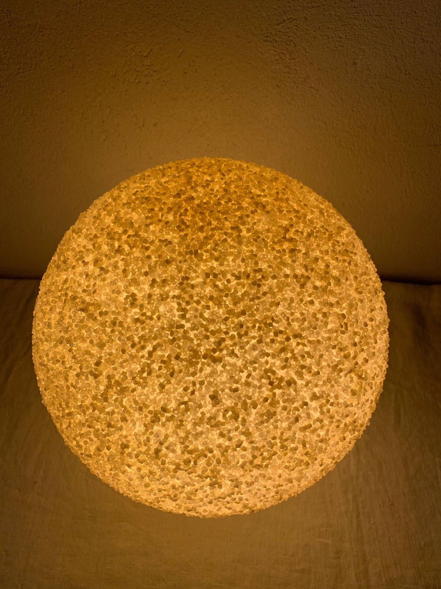Round Resin Lamp