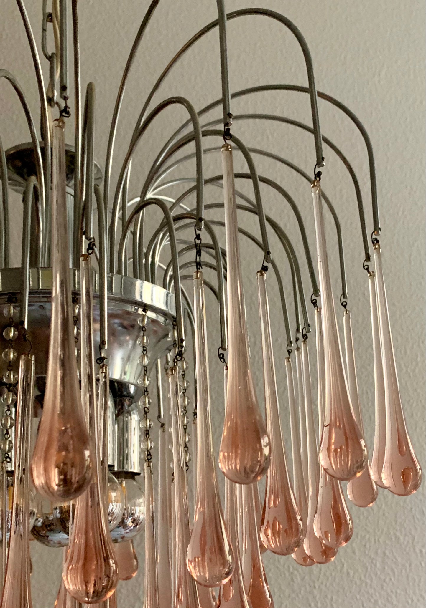 Murano "Lady Isabelle" Chandelier, Pink Drops, 1980s Chandelier