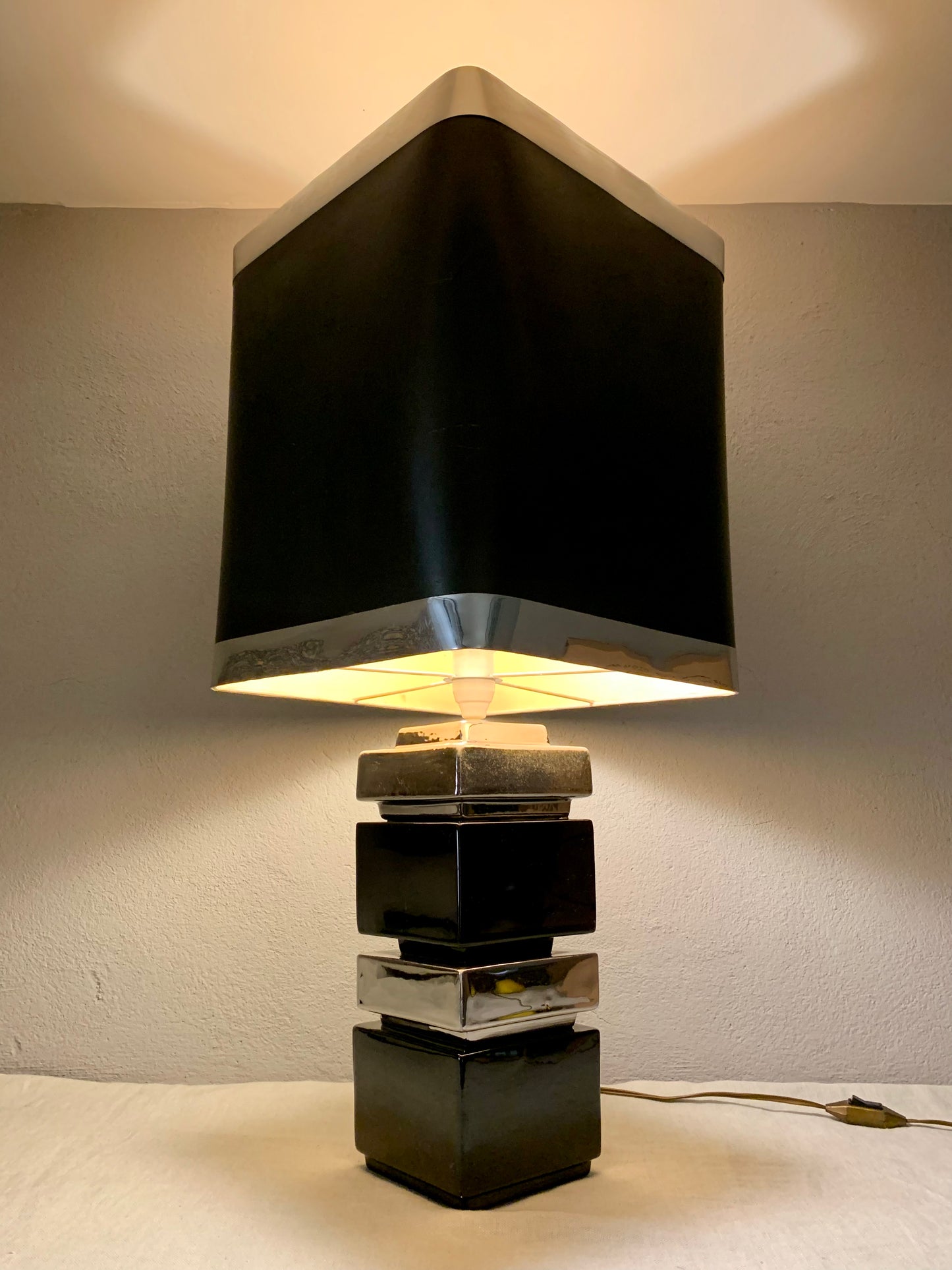 French Vintage Black/Silver Table Lamp