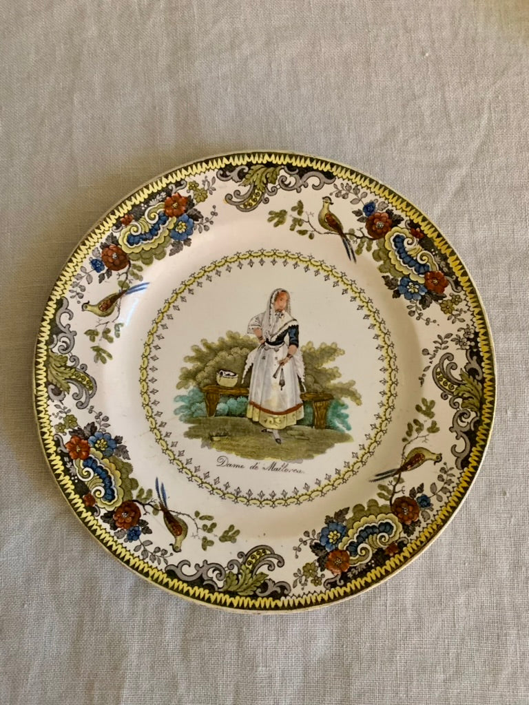 Set of 8 wonderful hand colored earthenware plates ca. 1830-40