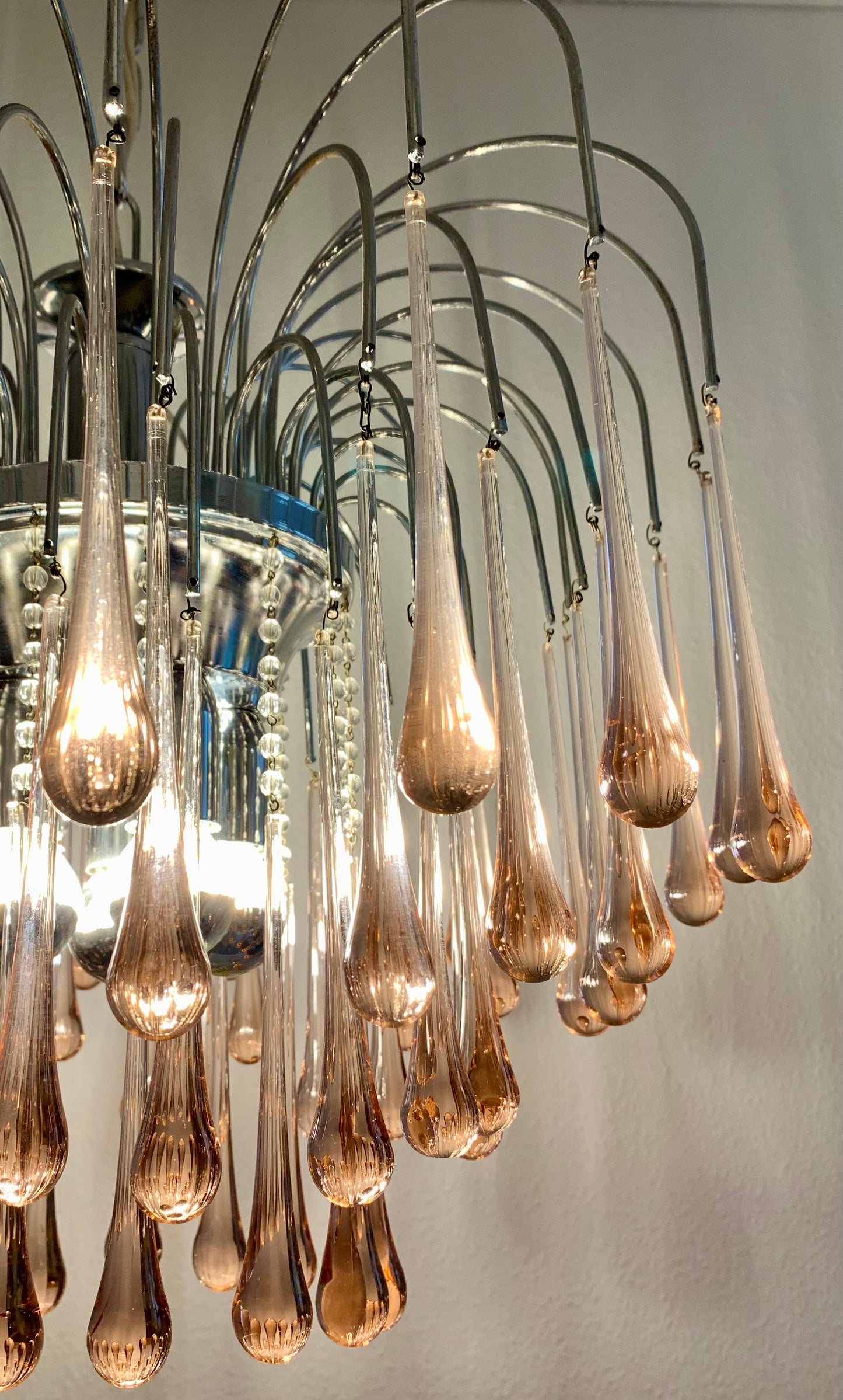 Murano "Lady Isabelle" Chandelier, Pink Drops, 1980s Chandelier