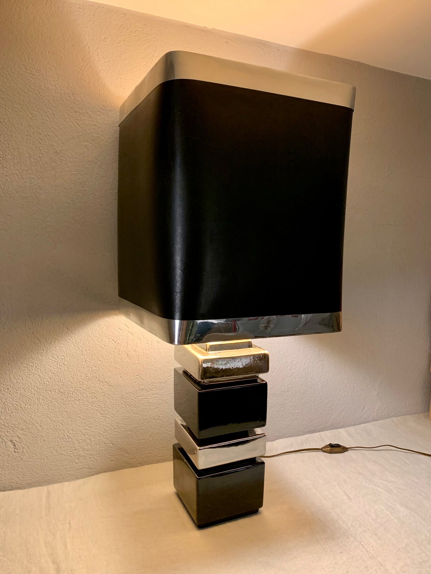 French Vintage Black/Silver Table Lamp