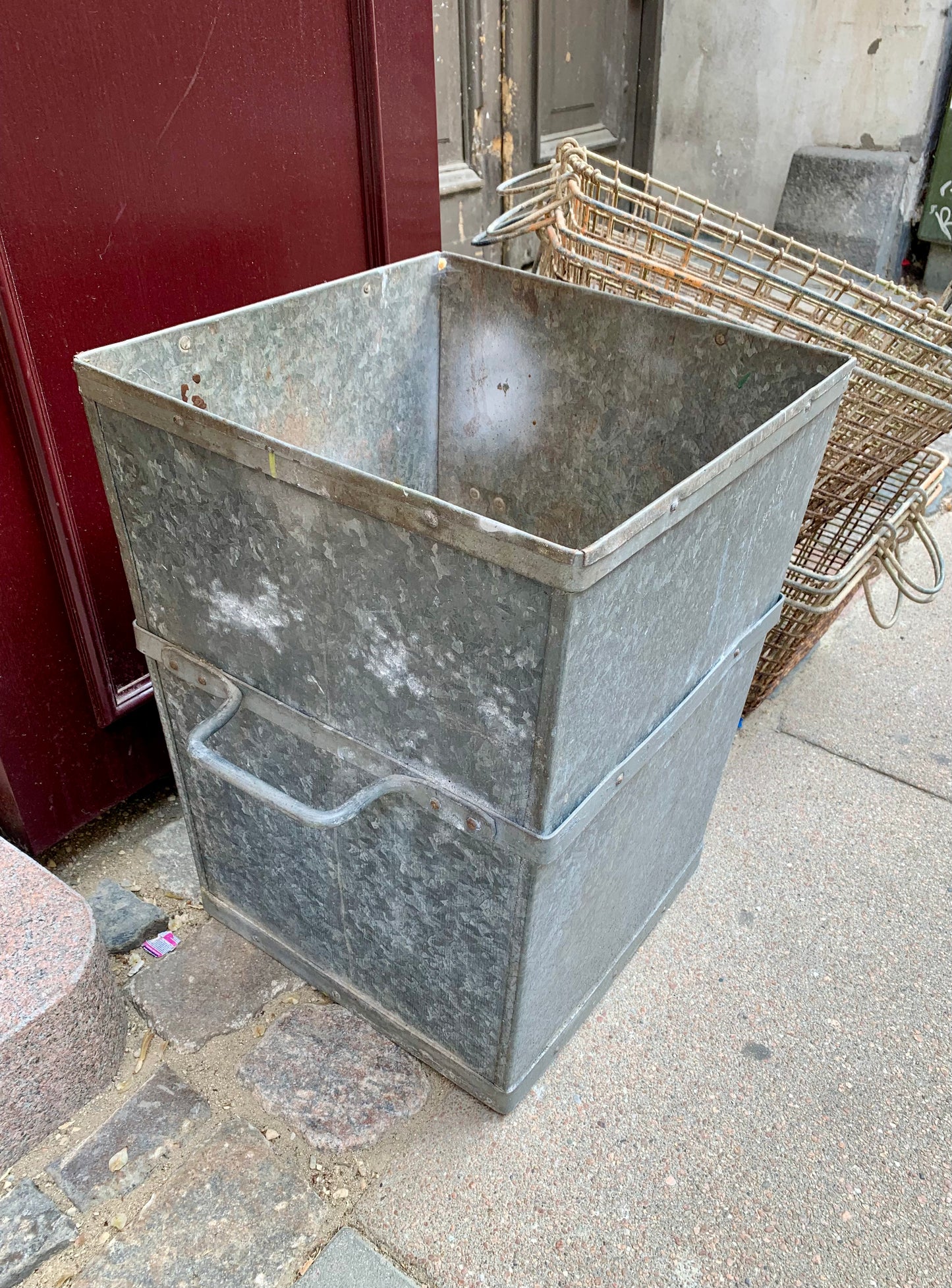Zinc Planter