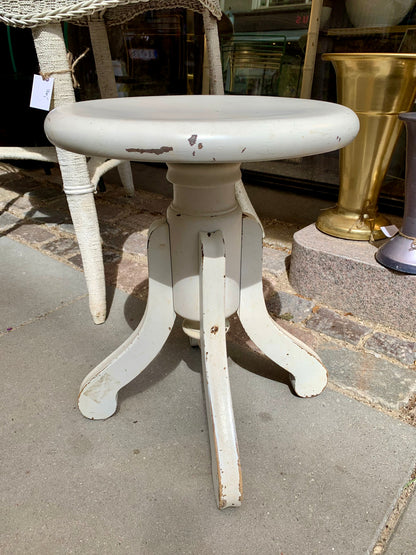 Swivel Stool
