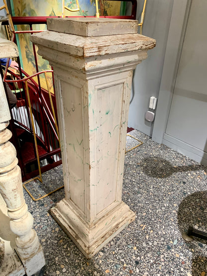 Pedestal - Column