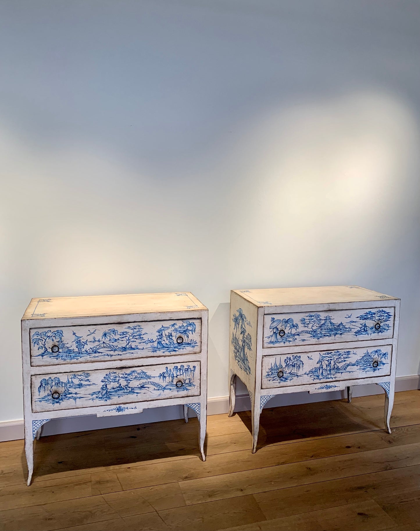 Pair of Chests of Drawers