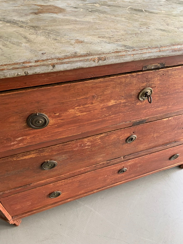 Chest of Drawers 18th Century